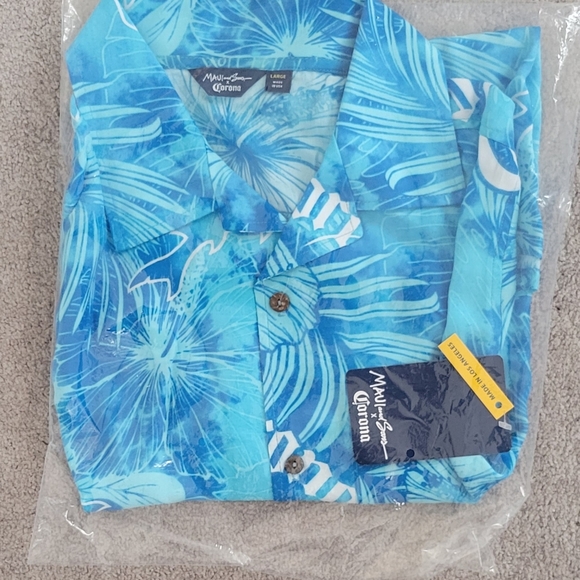 Corona/Maui and Sons Limited Edition Camp Shirt- New In Sealed Bag - Picture 2 of 3